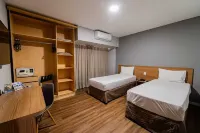 Nobile Suites Diamond - Bãi đậu xe