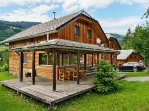 Chalet in Sankt Georgen Near Ski Area