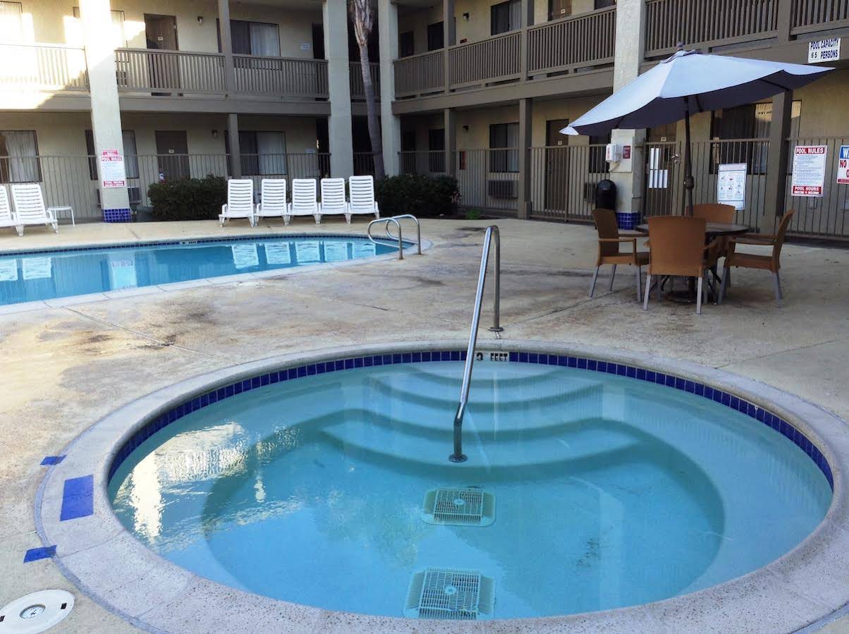 Best Western Carlsbad by The Sea