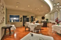 Palace Hotel Moderno Hotels in Fontanafredda