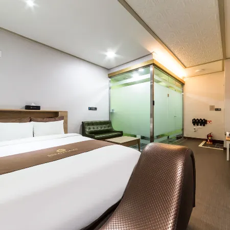 Wonju Galaxy Self Check-in Motel Отели рядом с достопримечательностью «Железнодорожный парк Вонджу»