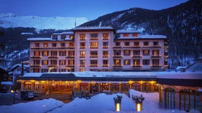 施設外観 グランド ホテル ツェルマッターホフの写真