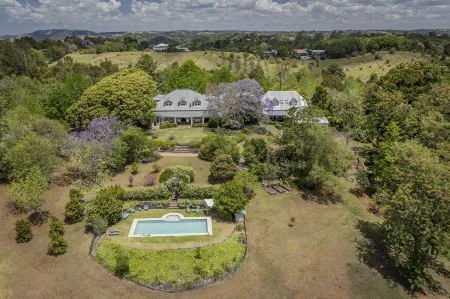 Spicers Clovelly Estate Отели рядом с достопримечательностью «The Big Pineapple»