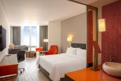 Fiesta Inn Cancun Las Americas Hotels near Playa las Perlas