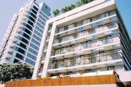 Nido at Palermo Soho Square Отели рядом с достопримечательностью «Сад Ботанико Карлос Тайс»