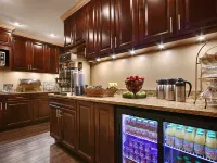 Best Western Plus Hawthorne Terrace Hotel Hotels near Lakeview