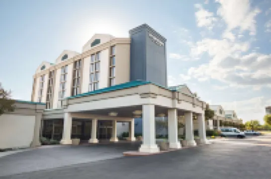 DoubleTree by Hilton Dallas - DFW Airport North