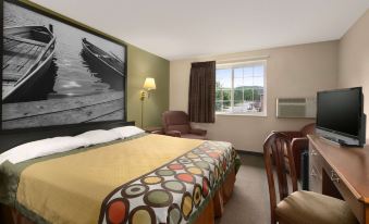 Super 8 by Wyndham Winona MN