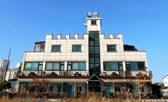 Hwaseong (Jebudo) Dasom Pension