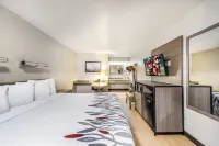 Red Roof Inn Dayton South - Miamisburg Hotels near Clocktower Plaza Shopping Center