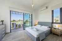Pernera Beach Villa