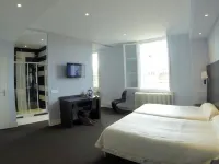 Hotel de la Basilique فنادق في Saint-Aubin-en-Charollais