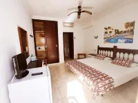 Villa Columbus Rooms and Restaurant - Bergblick