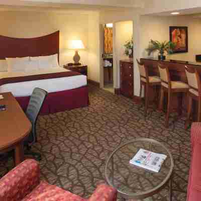 DoubleTree by Hilton Hotel Oak Ridge-Knoxville Rooms