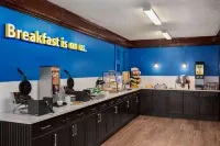 Days Inn by Wyndham Fredericton - breakfast
