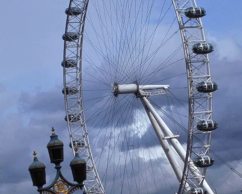 ibis budget London Barking Рядом с отелем Photos
