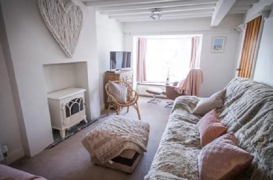 Beach Front Cottage Sleeps 6 🐕 Dog Friendly Отели в г. 