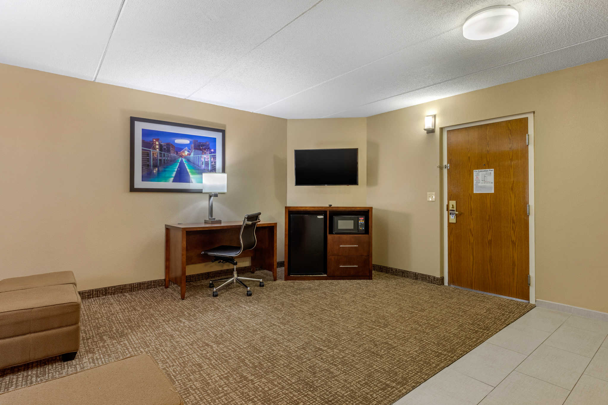 Comfort Inn & Suites Hamilton Place