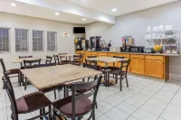 Super 8 by Wyndham Fort Dodge IA - breakfast