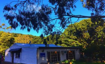 Twelve Apostles Motel & Country Retreat