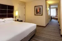 DoubleTree Suites by Hilton Minneapolis - 4-stjärniga