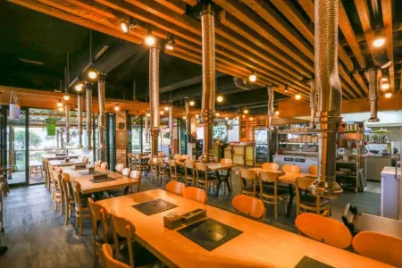 Goseong Mediterranean Camp House Pension Отели в г. Косон