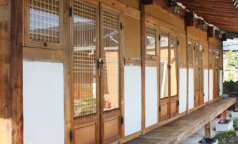 Gyeongju Rockheewon Hanok Stay
