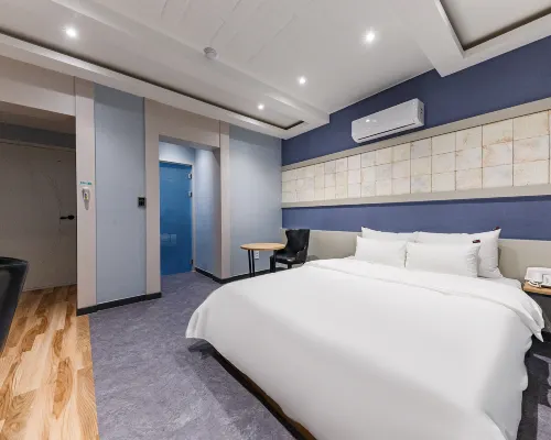 Iksan Hotel the Bridge Hotels in Iksan-Si