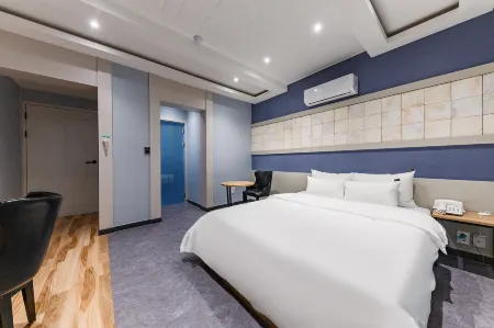 Iksan Hotel the Bridge Отели в г. Иксан