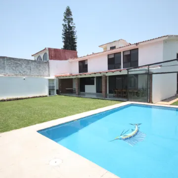 Casa En Zona Residencial Cuernavaca 10 Personas