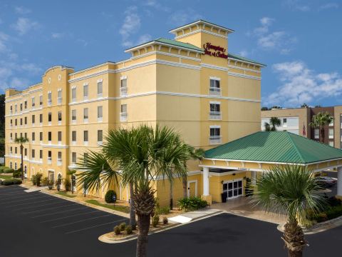 Hampton Inn & Suites Lake City