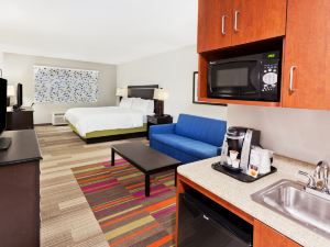 Holiday Inn Express & Suites Montgomery E - Eastchase