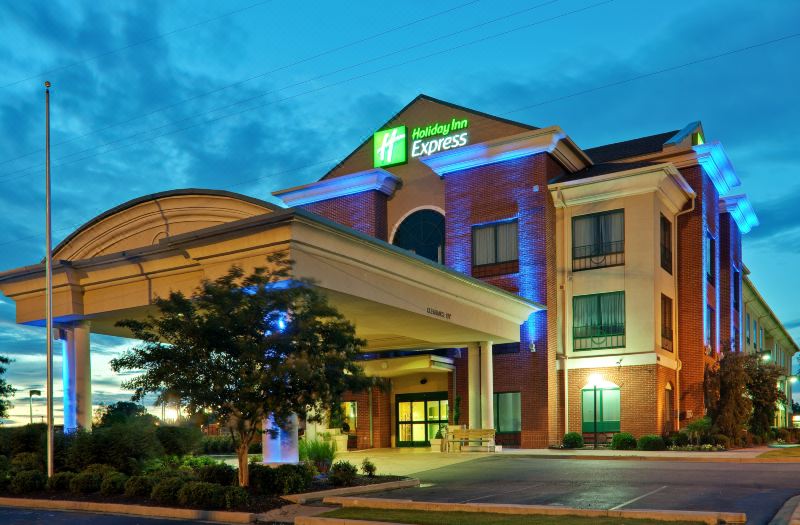 Holiday Inn Express & Suites Olive Branch by IHG