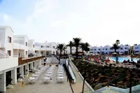 Labranda Corralejo Village