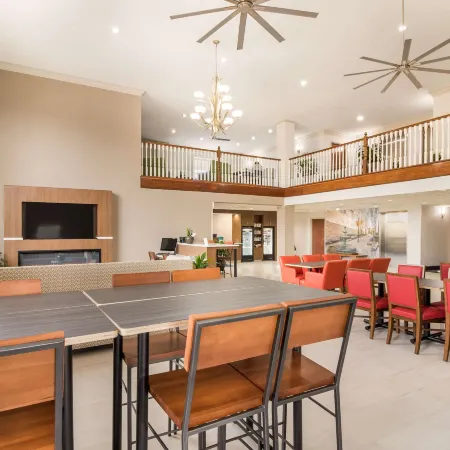 Clarion Pointe New Bern