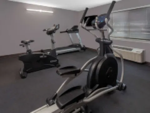 Super 8 by Wyndham South Holland Hotels in Cook County