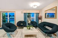 Day Star Dallas South - Motels