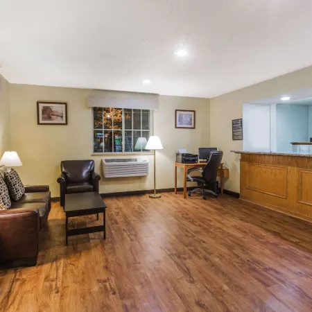 Super 8 by Wyndham East Stroudsburg/Poconos