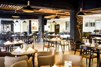 Golden Tulip Essential Tangerang Hotels in Tangerang