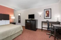 AmericInn by Wyndham Johnston des Moines Hôtels à : Urbandale