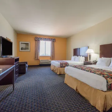 Days Inn & Suites by Wyndham Cleburne TX