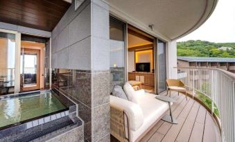 Izu Hotel Resort & Spa