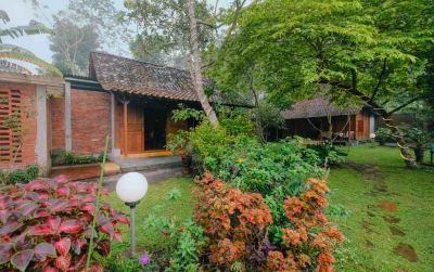 Garden Ethnic Room at Omah Limasan by Omah Bungah Photo
