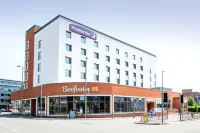 Premier Inn Farnborough Town Centre Hotels in Фарнборо