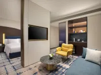 voco WUHAN XINHUA by IHG Hotels near Jianghan District