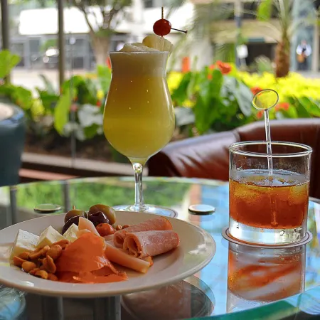 Roosevelt Hotel & Suites