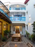 Hostal Rio Amazonas - parking