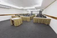 澤尼烏斯酒店 - 3星級
