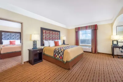 Super 8 by Wyndham Hidalgo/McAllen Area Hotels near Walmart Supercenter