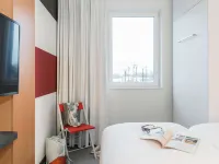 Ibis Budget Brugge Jabbeke Hotels near Castle Loppem